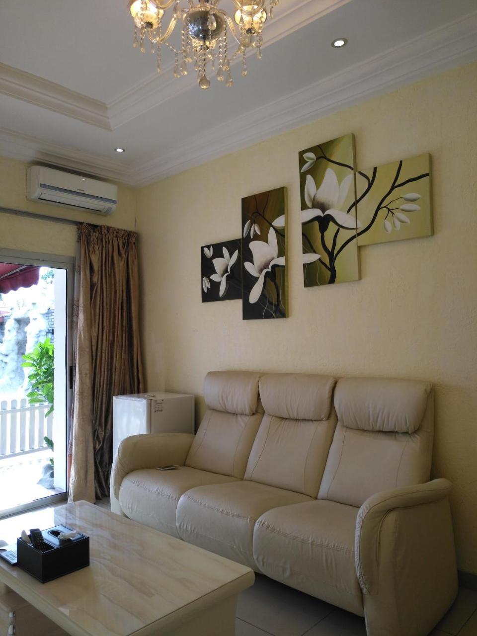 Hotel Des Jardins Abidjan Eksteriør billede