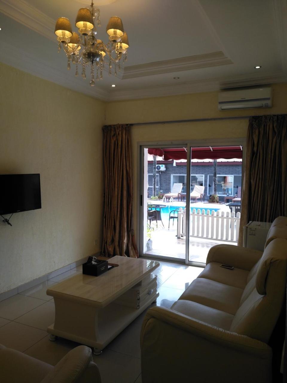 Hotel Des Jardins Abidjan Eksteriør billede